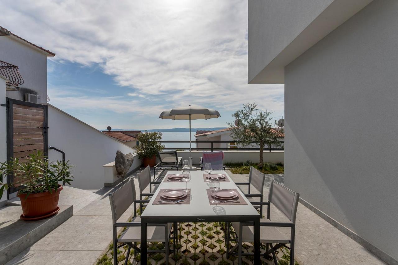 Holiday Home Lola, Sea On A Palm! Heated Pool Traù Esterno foto