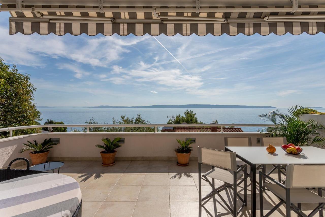 Holiday Home Lola, Sea On A Palm! Heated Pool Traù Esterno foto